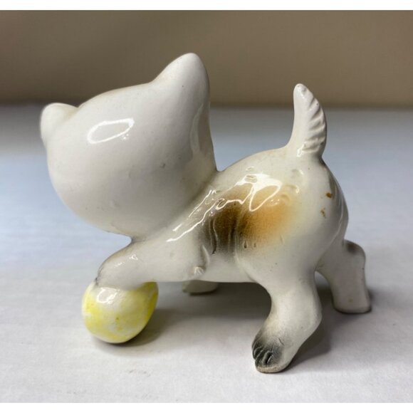 Vintage Ceramic Kitten Playing With Yellow Ball Figurine Cute Cat Collectible 3 - Picture 2 of 6